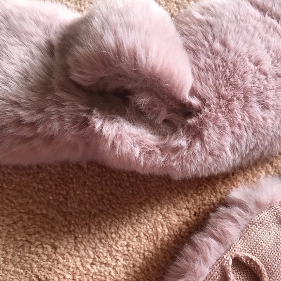 Jocelyn (2) pc set scarf and mittens - Picture 5 of 12